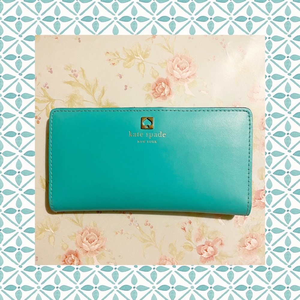 Kate Spade Mint Green Wallet